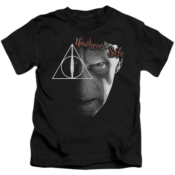 Black kid's t-shirt for ages 4 to 7 with Harry Potter Nowhere Is Safe graphic