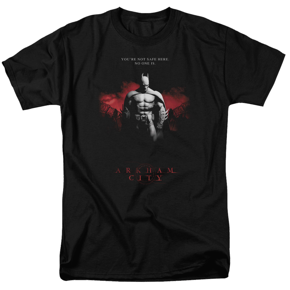 Batman - Arkham Standing Strong - Men's Regular Fit T-Shirt Men's Regular Fit T-Shirt Batman