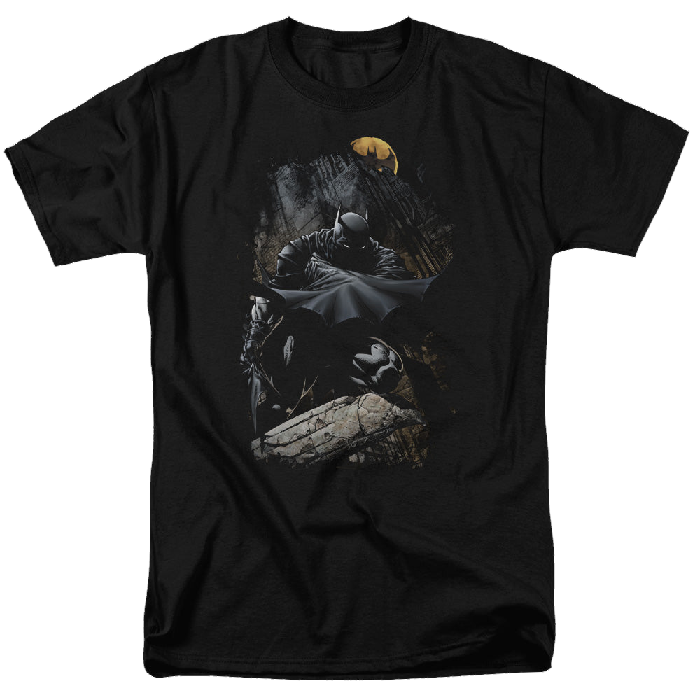 DC Batman Sweeping Cape - Men's Regular Fit T-Shirt Men's Regular Fit T-Shirt Batman