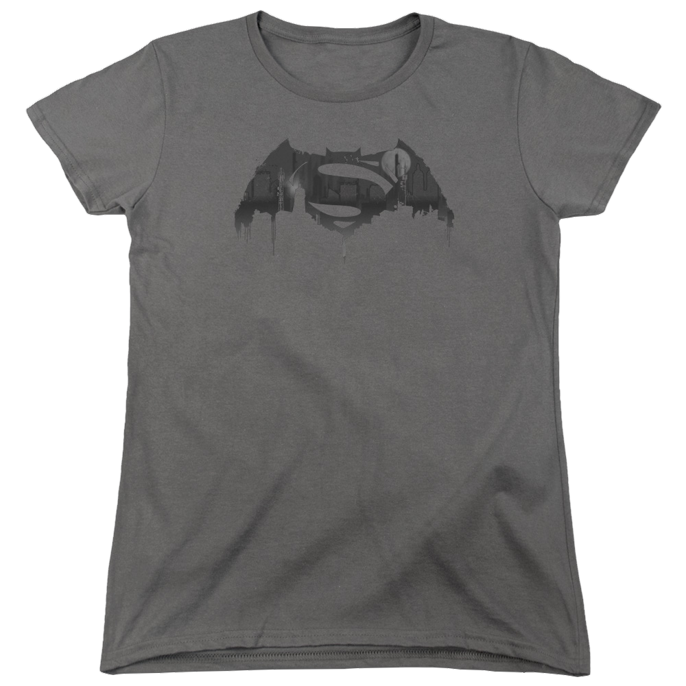 Batman v Superman Cityscape Logo - Women's T-Shirt Women's T-Shirt Batman