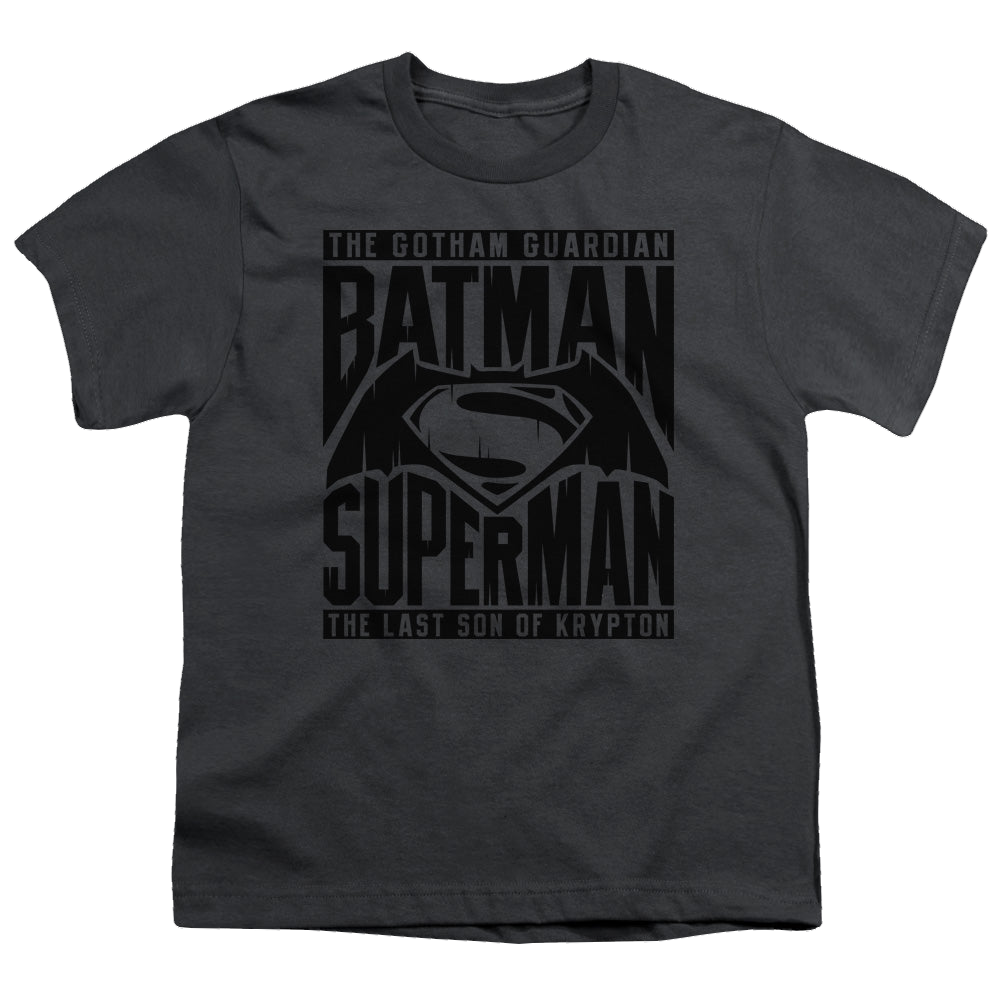 Batman v Superman Title Fight - Youth T-Shirt Youth T-Shirt (Ages 8-12) Batman