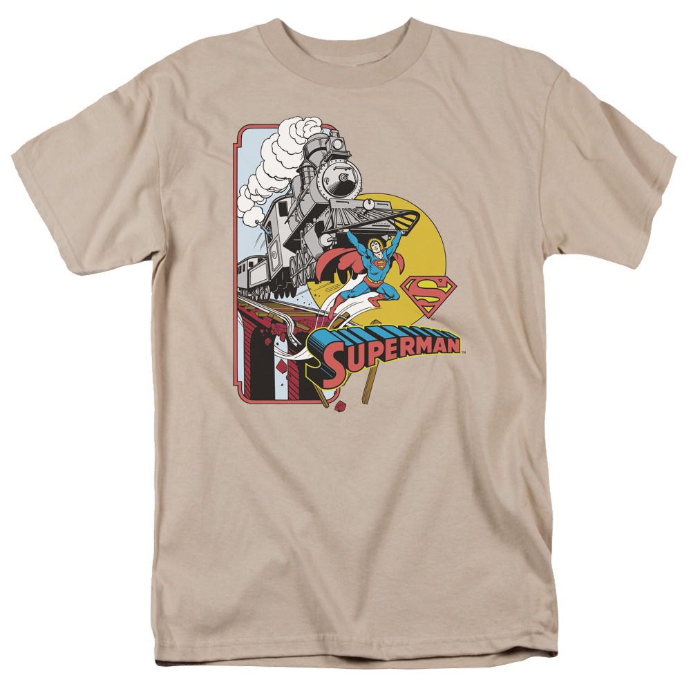 Superman Off The Rails - Men's Regular Fit T-Shirt Men's Regular Fit T-Shirt Superman