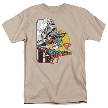Superman Off The Rails - Men's Regular Fit T-Shirt Men's Regular Fit T-Shirt Superman
