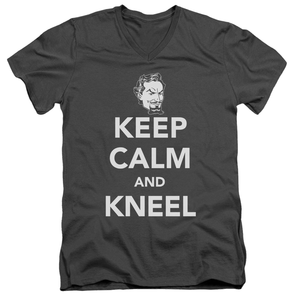 DC Comics Keep Calm And Kneel - Men's V-Neck T-Shirt Men's V-Neck T-Shirt DC Comics