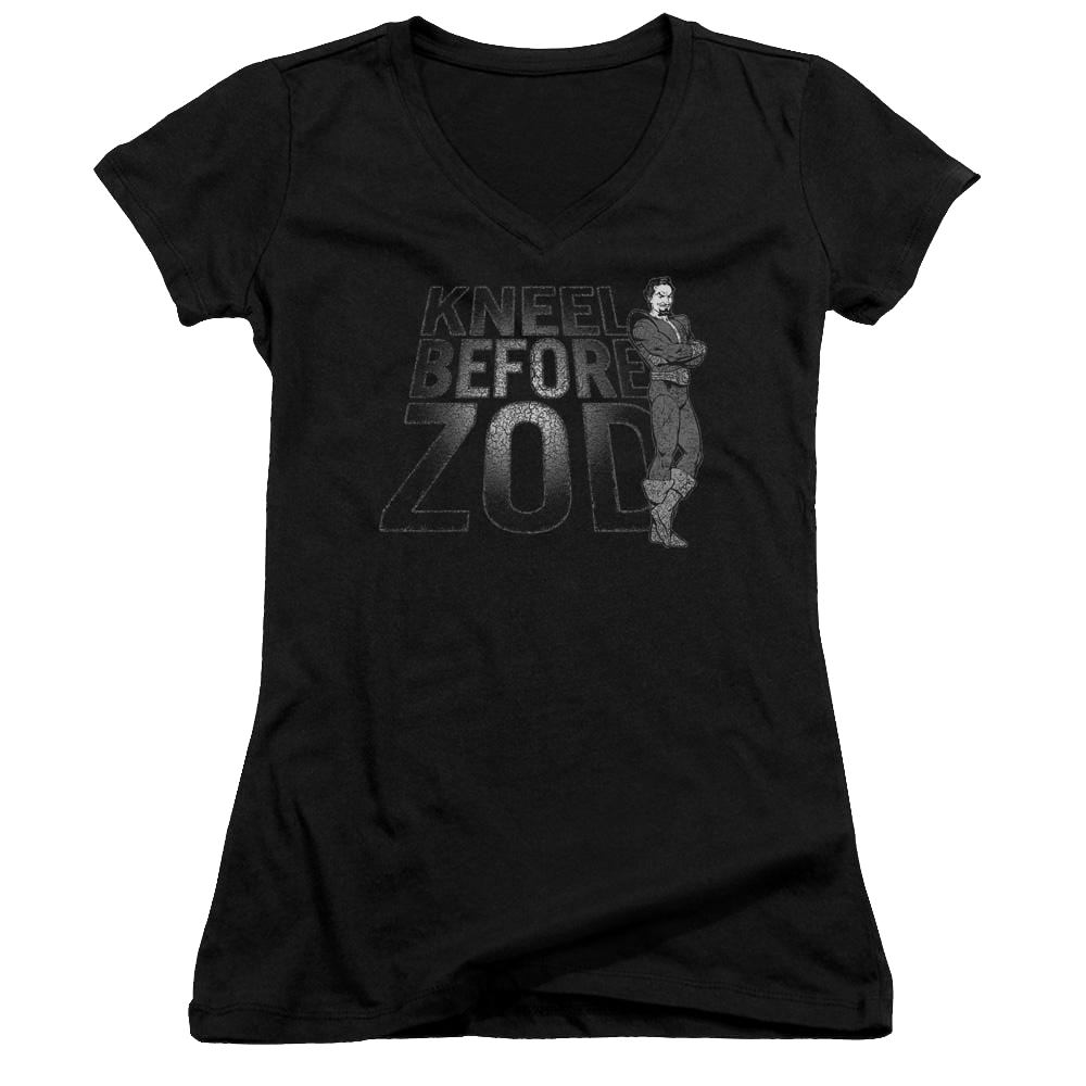 DC Comics Kneel Zod - Juniors V-Neck T-Shirt Juniors V-Neck T-Shirt Superman