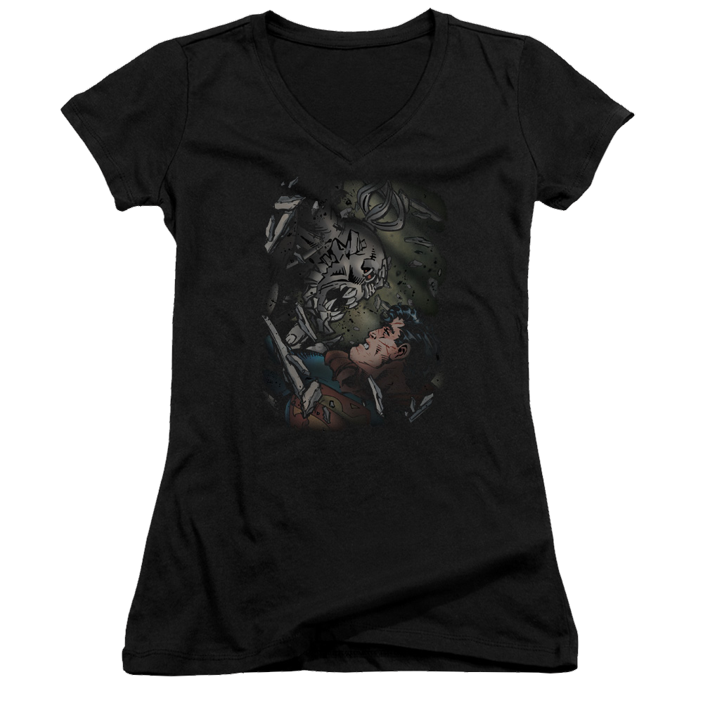 Superman Epic Battle - Juniors V-Neck T-Shirt Juniors V-Neck T-Shirt Superman