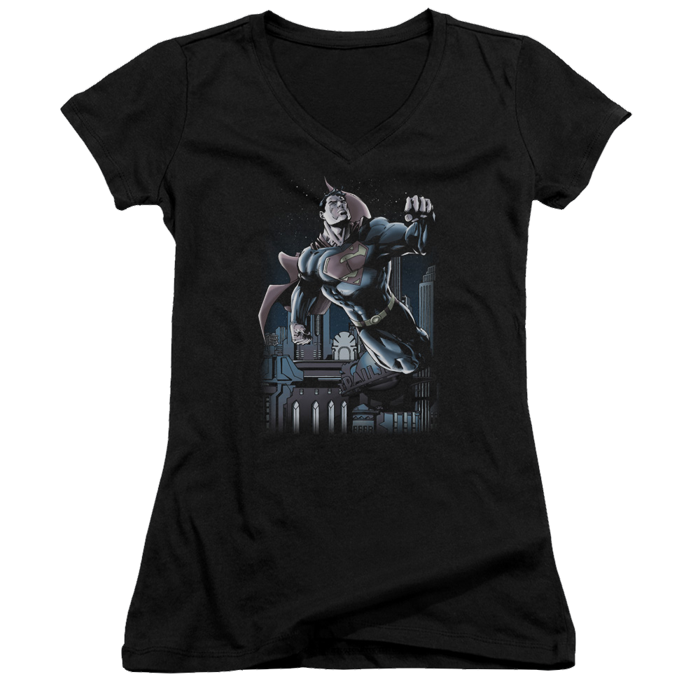 Superman Night Fight - Juniors V-Neck T-Shirt Juniors V-Neck T-Shirt Superman