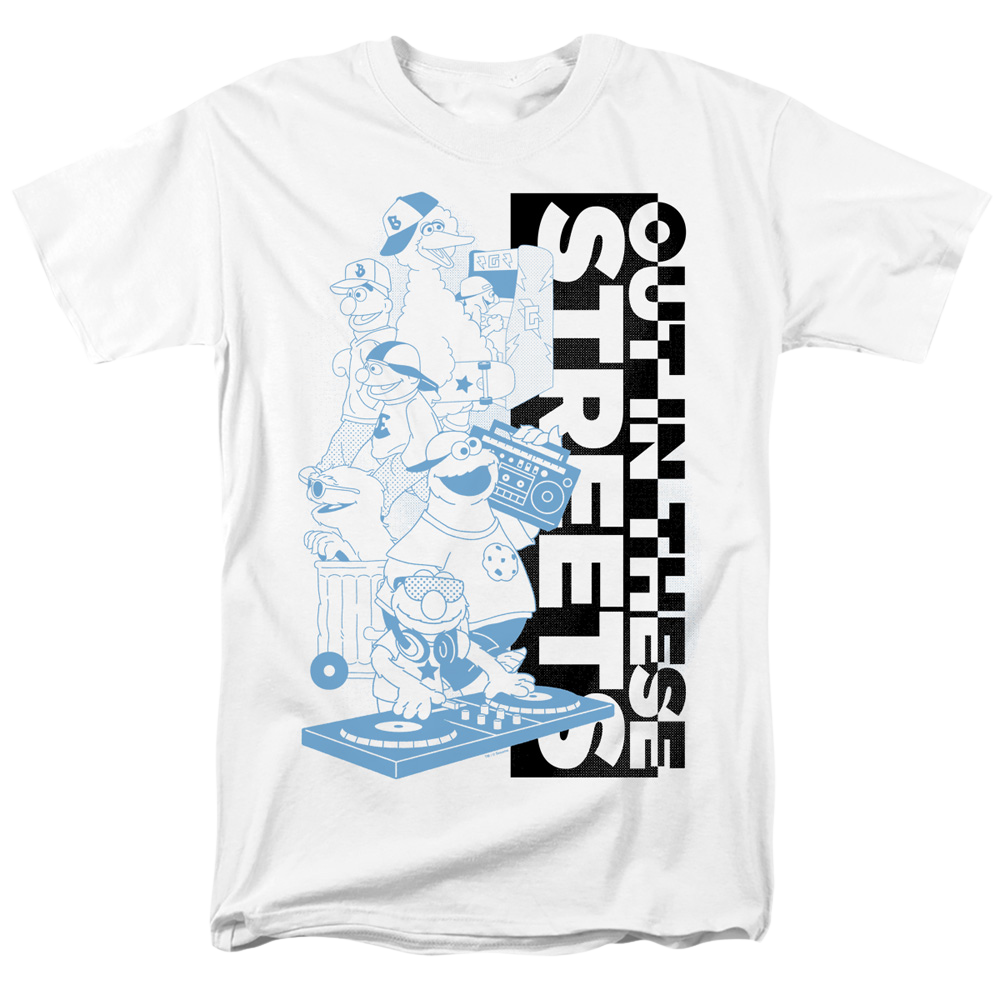 Sesame Street Out In These Streets - Men's Regular Fit T-Shirt Men's Regular Fit T-Shirt Sesame Street
