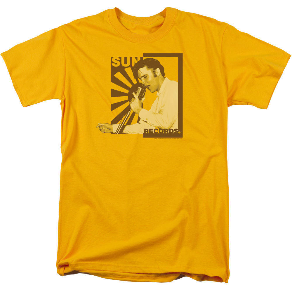 Elvis Presley Sun Records Slvis On The Mic - Men's Regular Fit T-Shirt Men's Regular Fit T-Shirt Elvis Presley