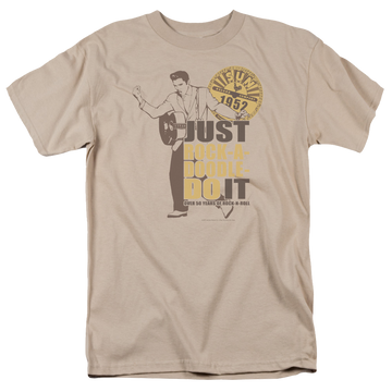 Sand men's regular fit t-shirt with Elvis Presley Rock A Doodle Elvis graphic