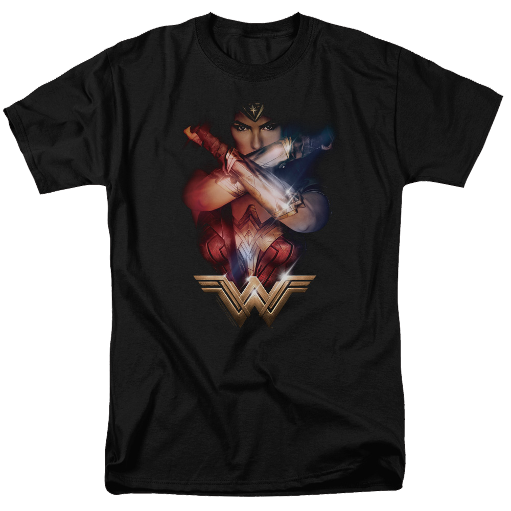 Wonder Woman Arms Crossed Men's Regular Fit T-Shirt Men's Regular Fit T-Shirt Wonder Woman
