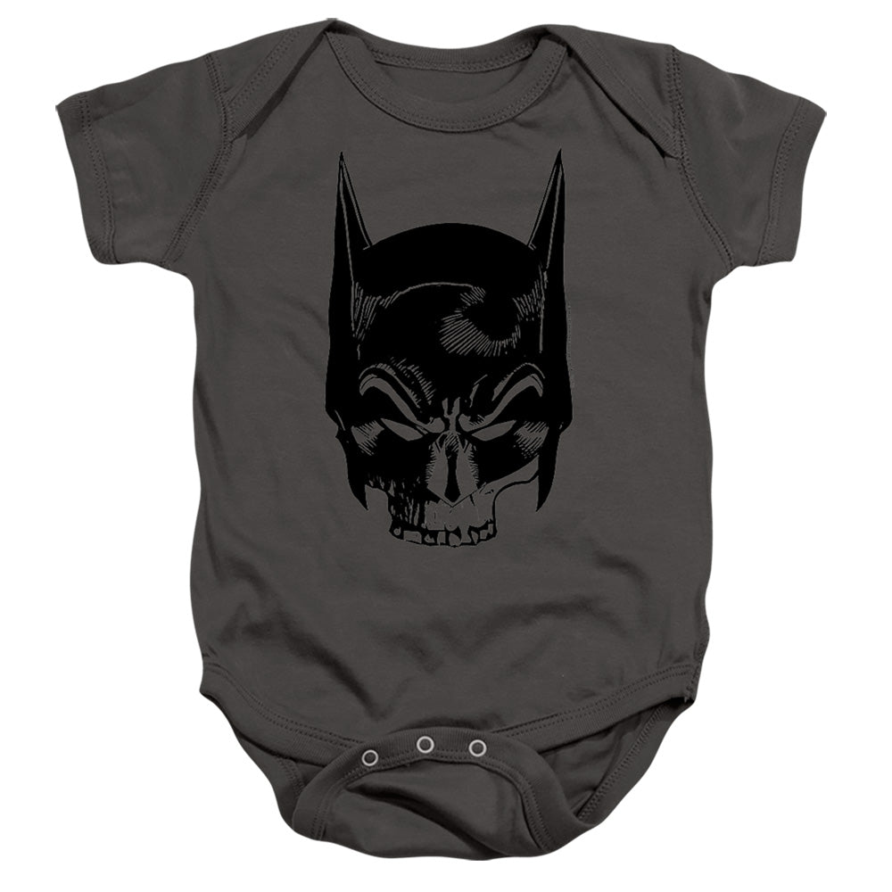 The Batman (2022) Skull On Gray - Baby Bodysuit Baby Bodysuit Batman   