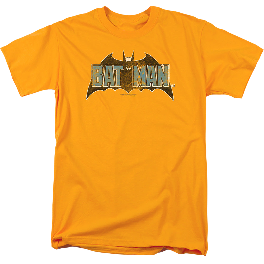 The Batman (2022) Vintage Bat Logo On Gold - Men's Regular Fit T-Shirt Men's Regular Fit T-Shirt Batman   
