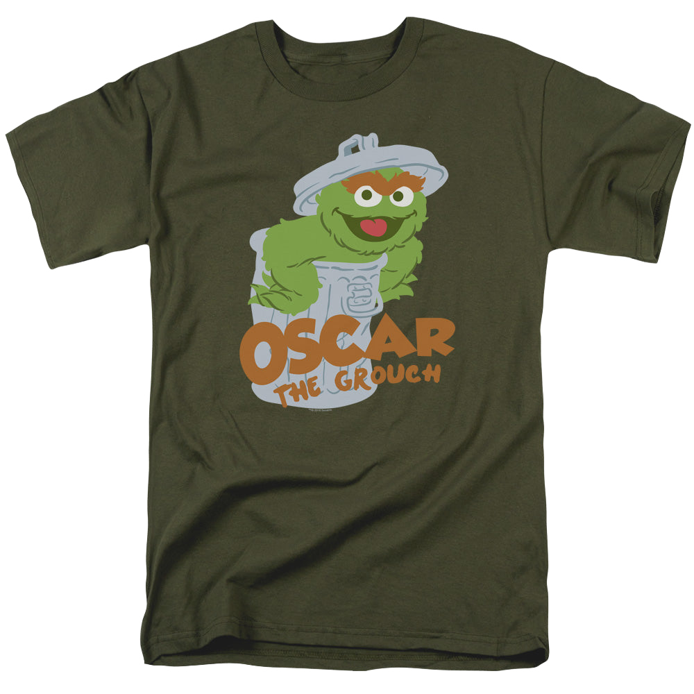 Sesame Street Flat Oscar - Men's Regular Fit T-Shirt Men's Regular Fit T-Shirt Sesame Street   