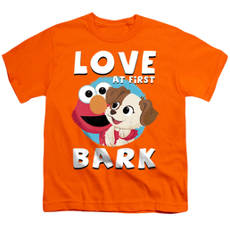 Sesame Street Love At First Bark - Youth T-Shirt Youth T-Shirt (Ages 8-12) Sesame Street   