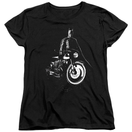 The Batman (2022) And His Motorcycle - Women's T-Shirt Women's T-Shirt Batman   