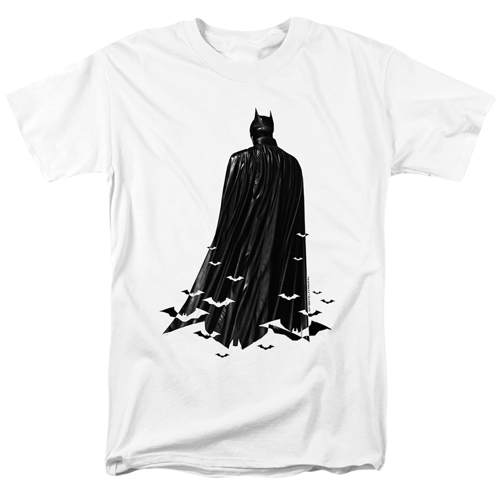The Batman (2022) Bat Cape - Men's Regular Fit T-Shirt Men's Regular Fit T-Shirt Batman   