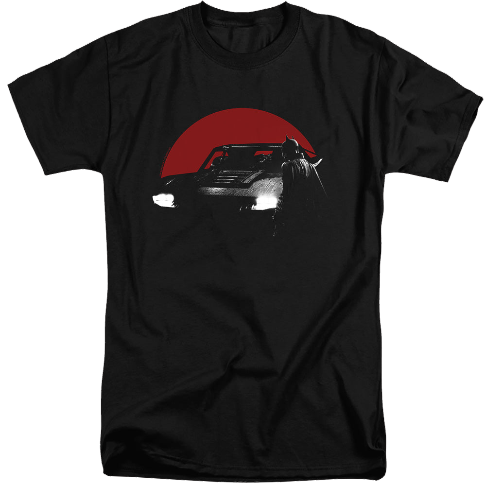 The Batman (2022) Red Moon And Batmobile - Men's Tall Fit T-Shirt Men's Tall Fit T-Shirt Batman   