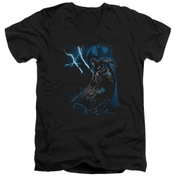 Batman Lightning Strikes - Men's V-Neck T-Shirt Men's V-Neck T-Shirt Batman   