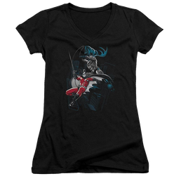 Batman Black And White - Juniors V-Neck T-Shirt Juniors V-Neck T-Shirt Batman   