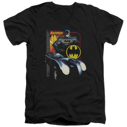 Batman Bat Racing - Men's V-Neck T-Shirt Men's V-Neck T-Shirt Batman   