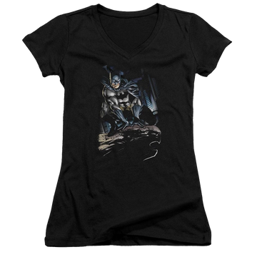 Batman Perched - Juniors V-Neck T-Shirt Juniors V-Neck T-Shirt Batman   