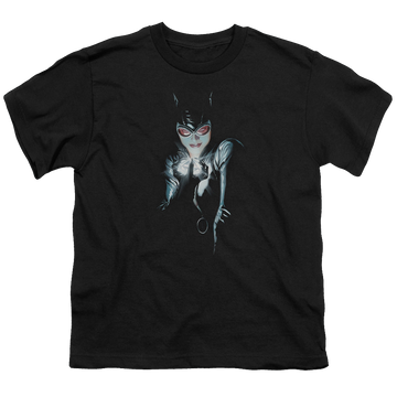 Black youth t-shirt for ages 8 to 12 with Catwoman Batman #685 Cover graphic