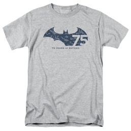 Batman 75 Year Collage - Men's Regular Fit T-Shirt Men's Regular Fit T-Shirt Batman   