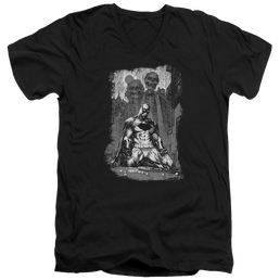 Batman Sketchy Shadows - Men's V-Neck T-Shirt Men's V-Neck T-Shirt Batman   