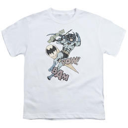 DC Batman Halftone Swing - Youth T-Shirt Youth T-Shirt (Ages 8-12) Batman   