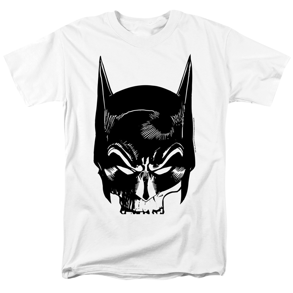 The Batman (2022) Skull On White - Men's Regular Fit T-Shirt Men's Regular Fit T-Shirt Batman   