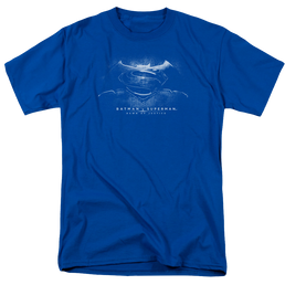 Batman v Superman Bw Logo - Men's Regular Fit T-Shirt Men's Regular Fit T-Shirt Batman   