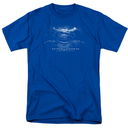 Batman v Superman Bw Logo - Men's Regular Fit T-Shirt Men's Regular Fit T-Shirt Batman   