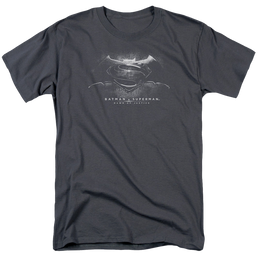 Batman v Superman Bw Logo - Men's Regular Fit T-Shirt Men's Regular Fit T-Shirt Batman   