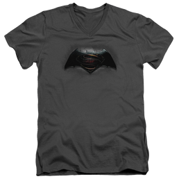 Batman v Superman Logo - Men's V-Neck T-Shirt Men's V-Neck T-Shirt Batman   