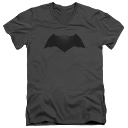 Batman v Superman Beveled Bat Logo - Men's V-Neck T-Shirt Men's V-Neck T-Shirt Batman   