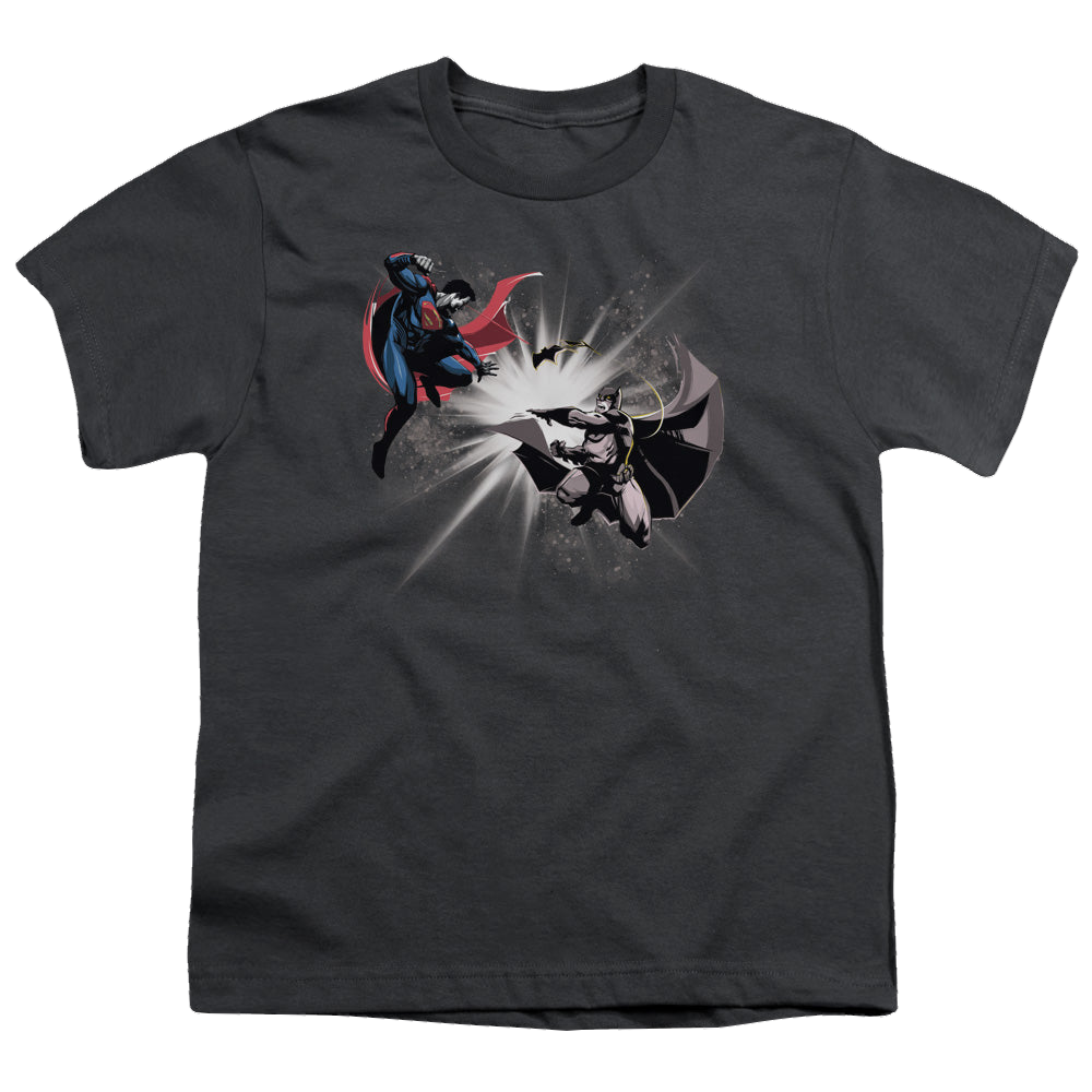 Batman v Superman Fight Burst - Youth T-Shirt Youth T-Shirt (Ages 8-12) Batman   