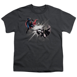 Batman v Superman Fight Burst - Youth T-Shirt Youth T-Shirt (Ages 8-12) Batman   