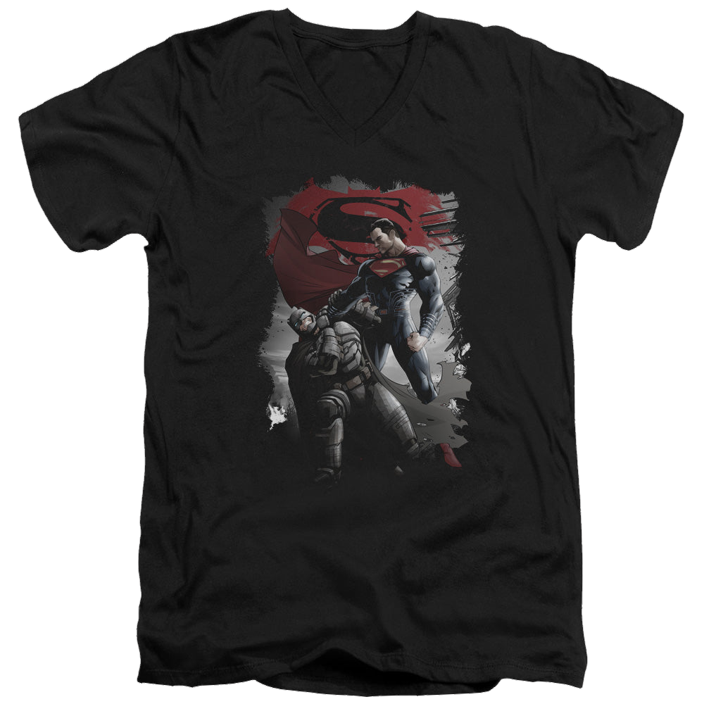 Batman v Superman Choke - Men's V-Neck T-Shirt Men's V-Neck T-Shirt Batman   