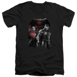 Batman v Superman Stand Off - Men's V-Neck T-Shirt Men's V-Neck T-Shirt Batman   