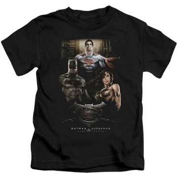 Black kid's t-shirt for ages 4 to 7 with Batman v Superman Thre Three graphic