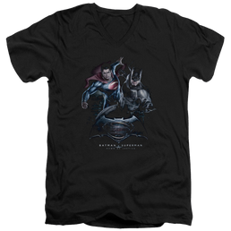 Batman v Superman Team Up - Men's V-Neck T-Shirt Men's V-Neck T-Shirt Batman   