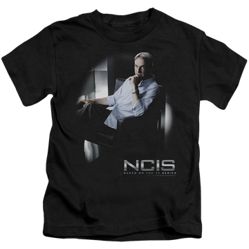 Black kid's t-shirt for ages 4 to 7 with NCIS Gibbs Ponders graphic