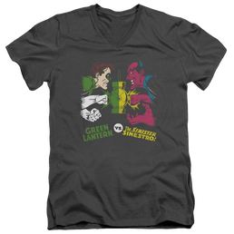 DC Comics Gl Vs Sinestro - Men's V-Neck T-Shirt Men's V-Neck T-Shirt DC Comics   