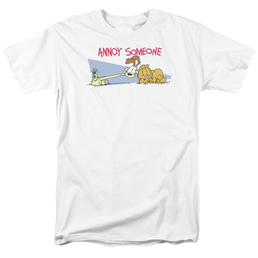 Garfield Annoy Someone - Men's Regular Fit T-Shirt Men's Regular Fit T-Shirt Garfield   