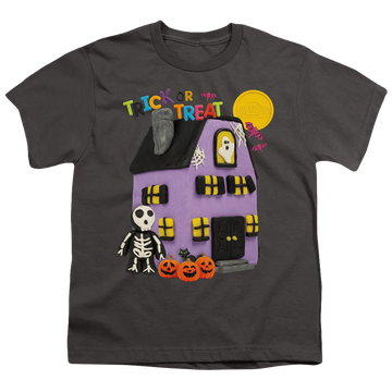 Charcoal youth t-shirt for ages 8 to 12 with Play-doh Trick Or Treat graphic