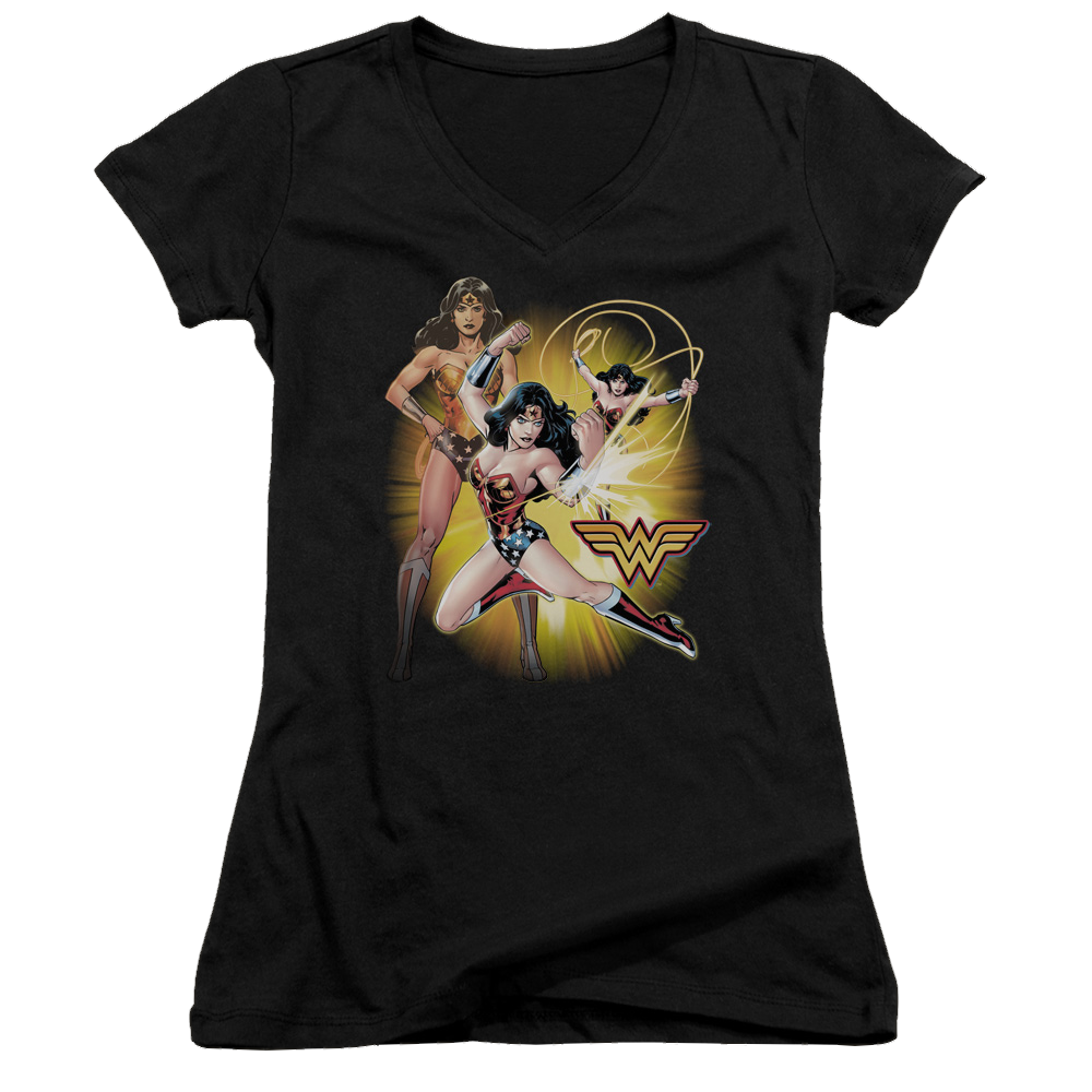 Justice League Wonder Woman Juniors V-Neck T-Shirt Juniors V-Neck T-Shirt Wonder Woman   