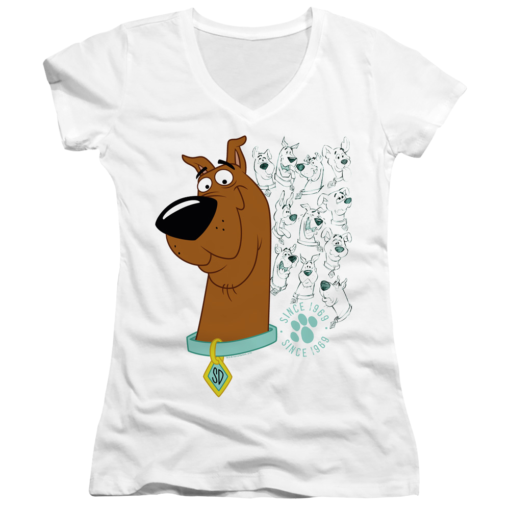 Scooby Doo Evolution Of Scooby Doo - Juniors V-Neck T-Shirt Juniors V-Neck T-Shirt Scooby Doo   