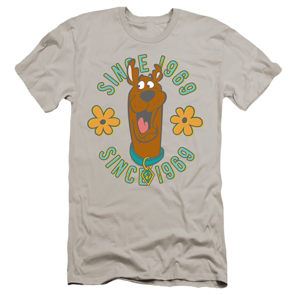 Scooby Doo In The Middle - Men's Premium Slim Fit T-Shirt Men's Premium Slim Fit T-Shirt Scooby Doo   