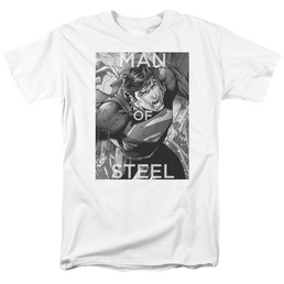 Superman Flight Of Steel - Men's Regular Fit T-Shirt Men's Regular Fit T-Shirt Superman   